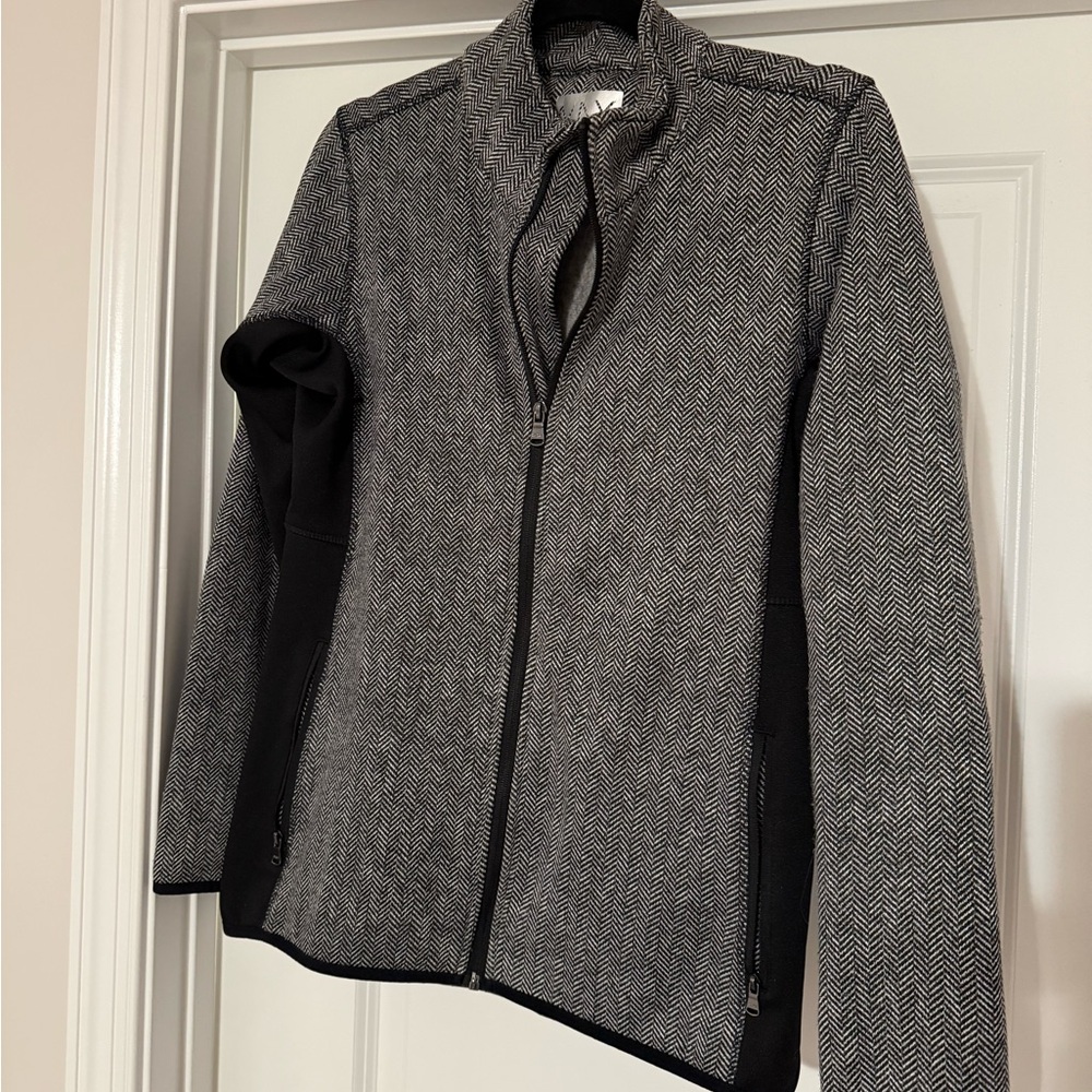 Marc New York Andrew Marc Black and Gray Zip Up